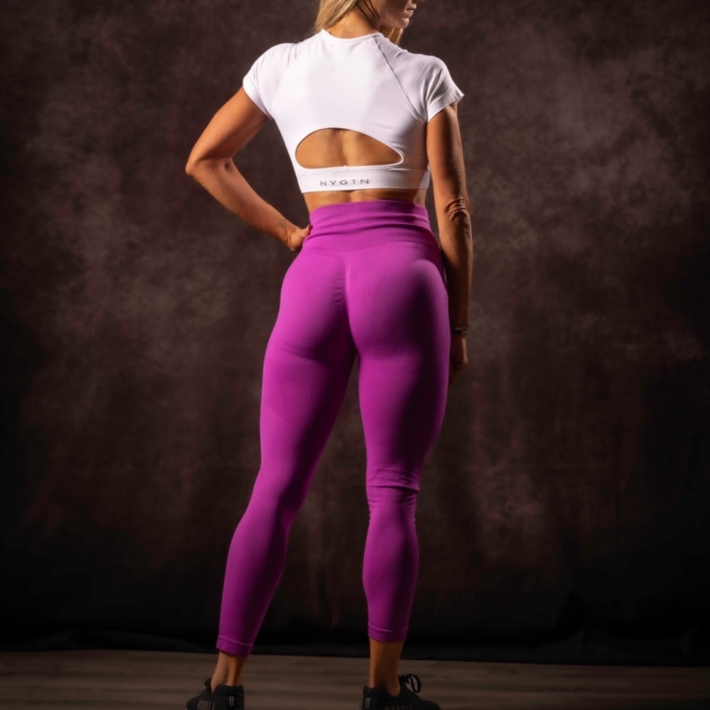 NVGTN sports top